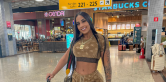 Karol Digital: Influenciadora e Filantropa em Ação