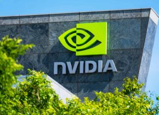 Queridinha da IA, Nvidia se aproxima de valor de mercado da Apple