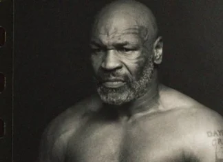 Mike Tyson passa mal em voo e é atendido por paramédicos; luta com Jake Paul pode ser adiada